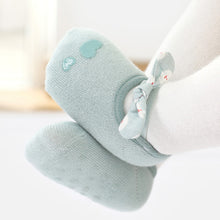 Load image into Gallery viewer, Baby / Toddler Love Bowknot Socks
