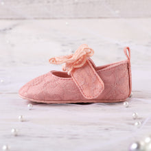 Load image into Gallery viewer, Baby / Toddler Lace Bow Decor Prewalker Shoes
