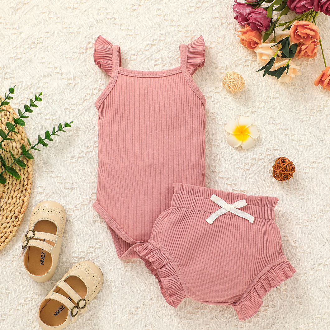 2pcs Baby Girl 95% Cotton Ribbed Flutter-sleeve Romper and Ruffle Shorts Set