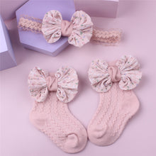 Load image into Gallery viewer, 2Pcs Baby / Toddler Bow Headband &amp; Socks Set
