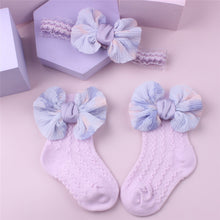 Load image into Gallery viewer, 2Pcs Baby / Toddler Bow Headband &amp; Socks Set
